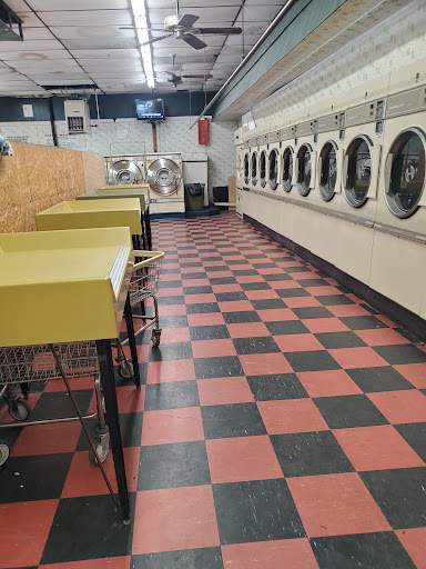 Barlowe's Fairway Laundry - Thumbnail