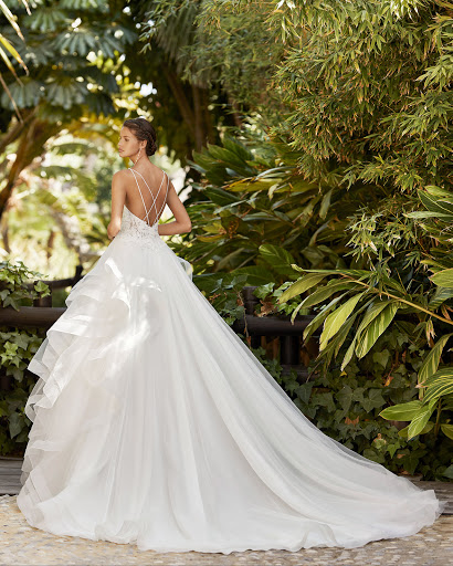 Laura Sposa Chic Gallery - Italy