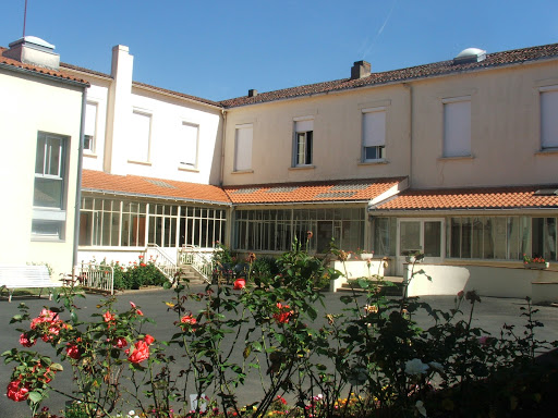 Photo de Centre de Soins Médicaux et de Réadaptation de Montfaucon-Montigné - APF France handicap