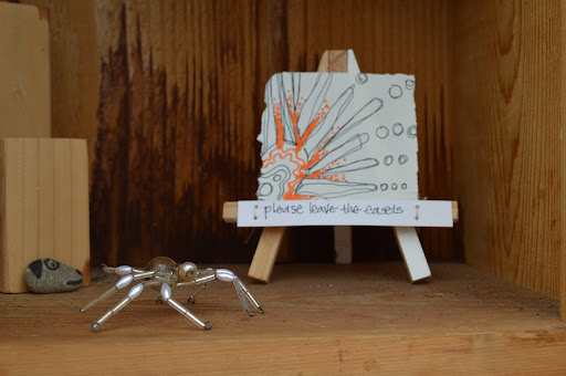Lin's Tiny Art Gallery - Visual