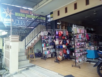 Photos of Hani's Sovenir