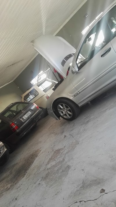 Photos of Suzuki Helderberg