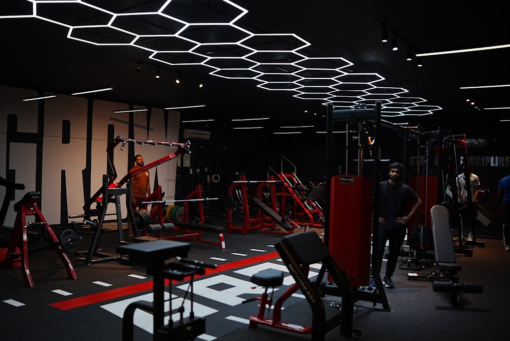 Grow Club Premium Unisex Gym