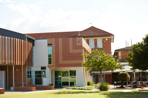 Clayfield College