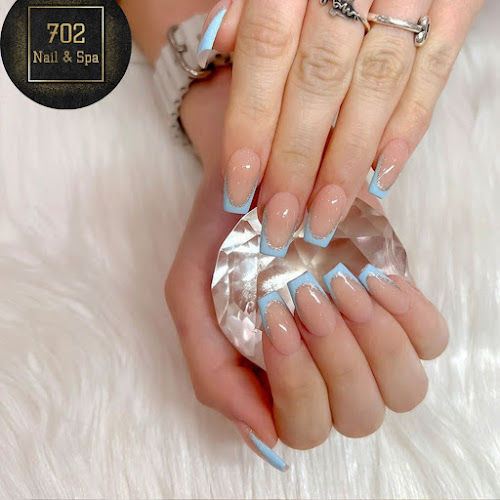 702 Nail Lounge
