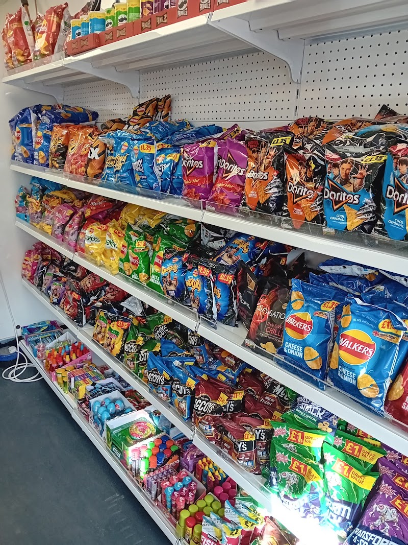 Laksha convenience store photo 3