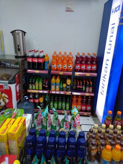 Photos of Indomaret Gebang