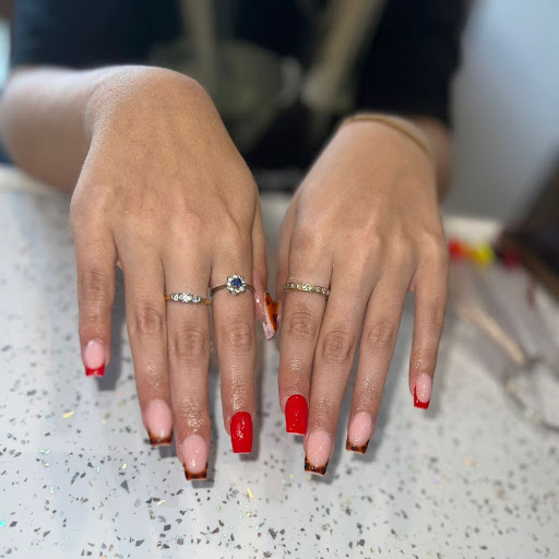 Beunique Salon and Training