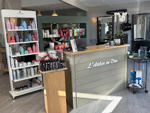 Photo n°5 de L'Atelier en Duo à Challans (Magasin de perruques)