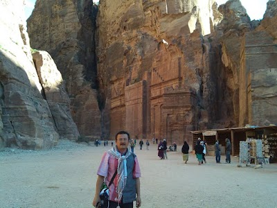 Photos of Palace Tomb