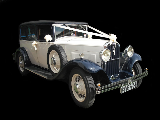 Classic Collections and Recovery & Vehicle Storage. - Taxi service