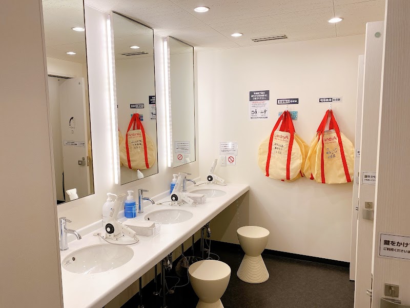 快活CLUB 新宿駅西口2号店