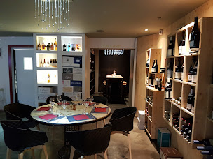 Photo n°73 de Vin Chez Moi à Les Angles (Caviste)