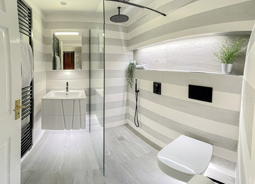 Crown Bathrooms - Thumbnail