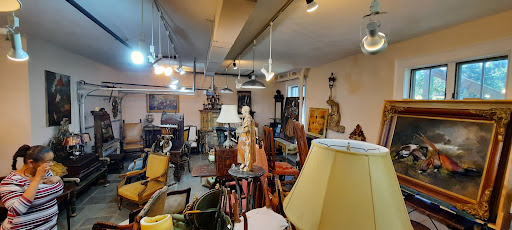 Robert Martin Antiques - Thumbnail