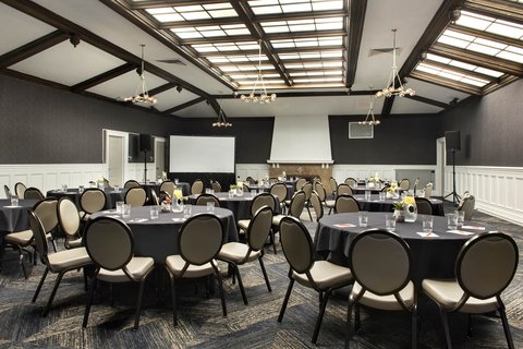 Aloft Buffalo Downtown by null