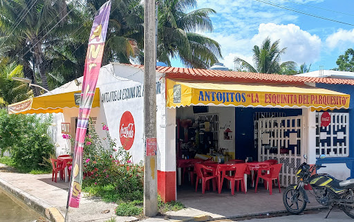 Antojitos la esquina del parquesito
