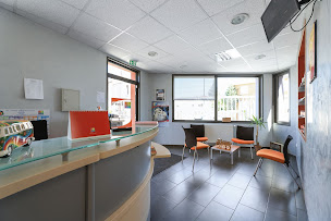 Photo n°2 de CARROSSERIE DESOIL à Aulnoy-lez-Valenciennes (Garage automobile)