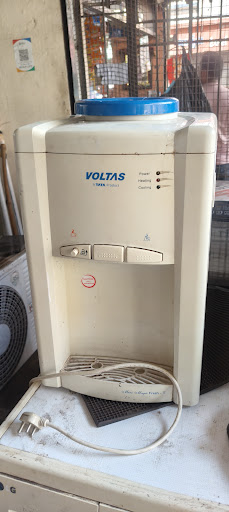 Water dispensers post image