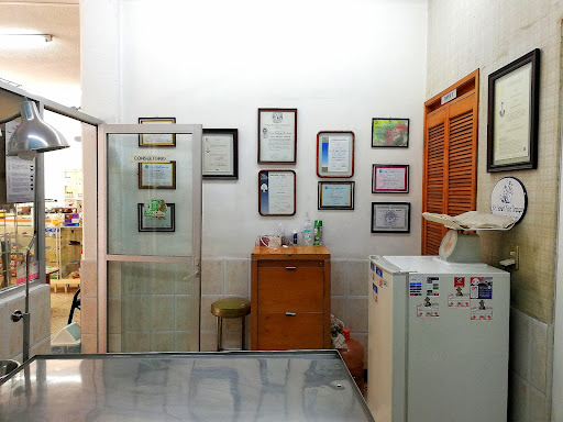 Clínica Veterinaria Las María Luisas