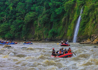 Photos of Arus Progo Rafting