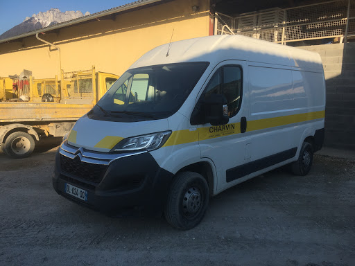 Photo de Charvin JC et Fils - terrassement - piscine - transport à Duingt (74410)