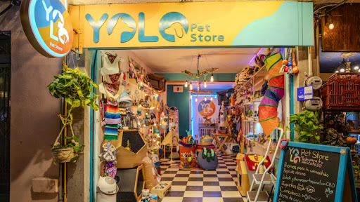 YOLO Pet Store & Spa Gallery - Mexico