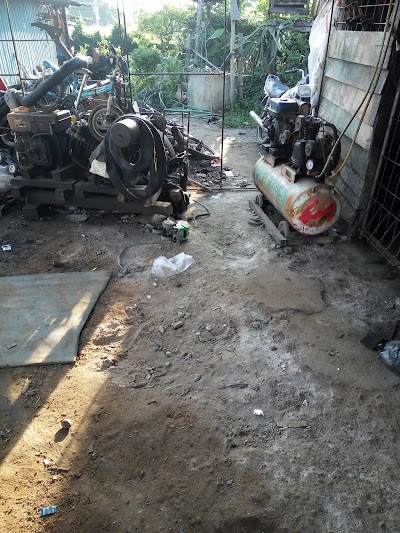 Photos of Tambal Ban Yudi