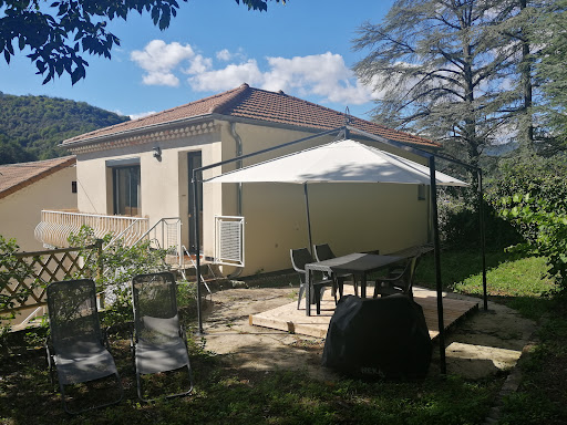 Photo de Camping les Pins d'Ucel - 4 étoiles à Ucel (07200)
