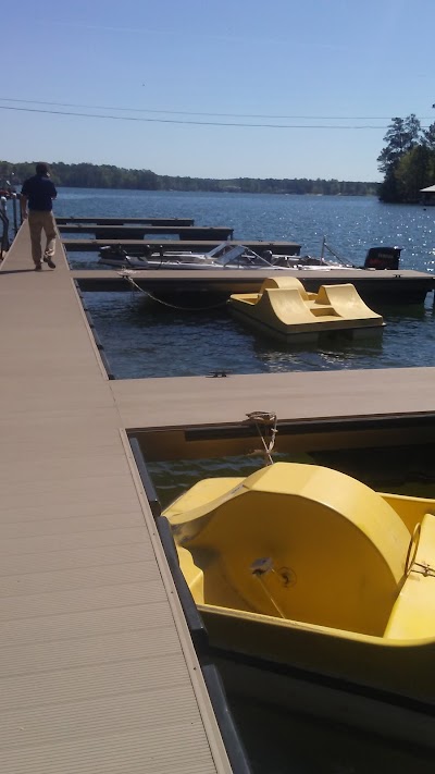 Bolton Cove - On Lake Martin