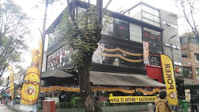 bar