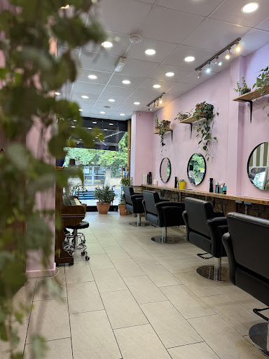 Cut & Crafts Hair Salon London