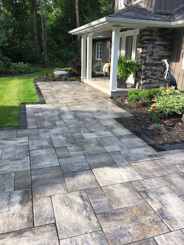 Mariposa Landscaping and Supply Yard work photo 1