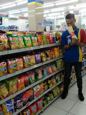 Indomaret Taman Royal 2, Author: Ogen Jr