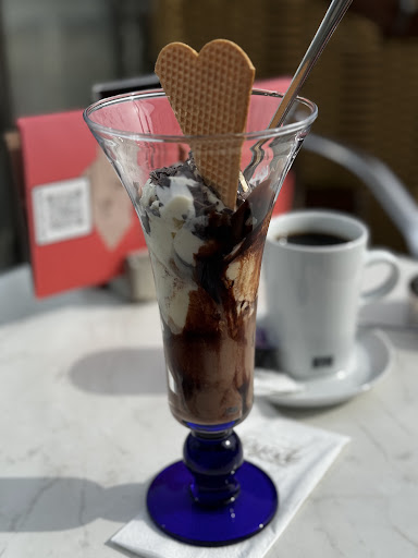 Cayade Eiscafe - Visual