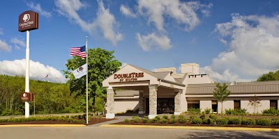 Photos of DoubleTree by Hilton Hotel Pittsburgh - Meadow Lands