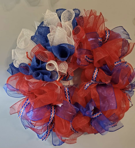 M & M Wreaths & Decor - Thumbnail