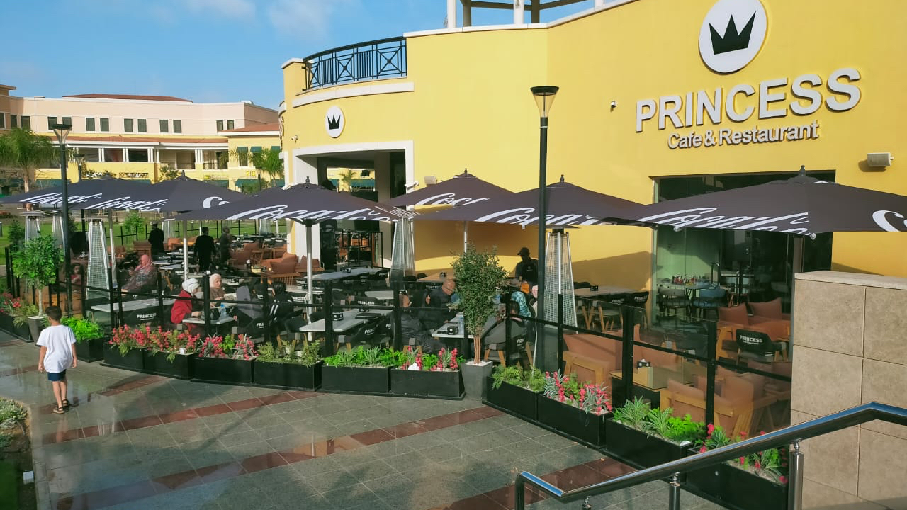 Princess Café & Restaurant - صورة 2