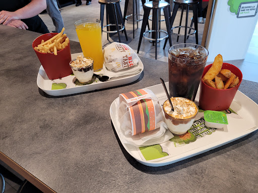 Photo 3 - McDonald's Meaux les saisons