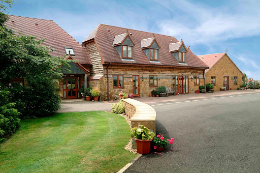 Arbor Holiday and Knightcote Farm Cottages