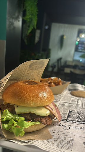 Photo 9 - Jungles Burger