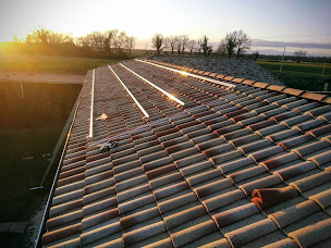 Photo n°13 de Dubecq et Fils à Saint-Sever (Usine de panneaux solaires photovoltaïques)