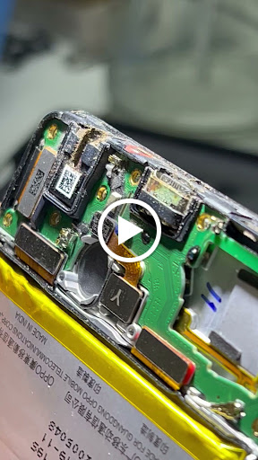 Mobile phone not charging ? Bring it to us and let us help you fix your phone for affordable price.