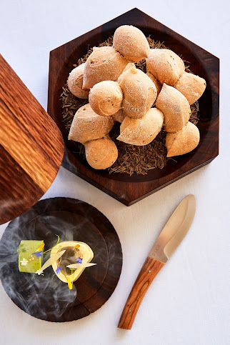 PIER Restaurant by null