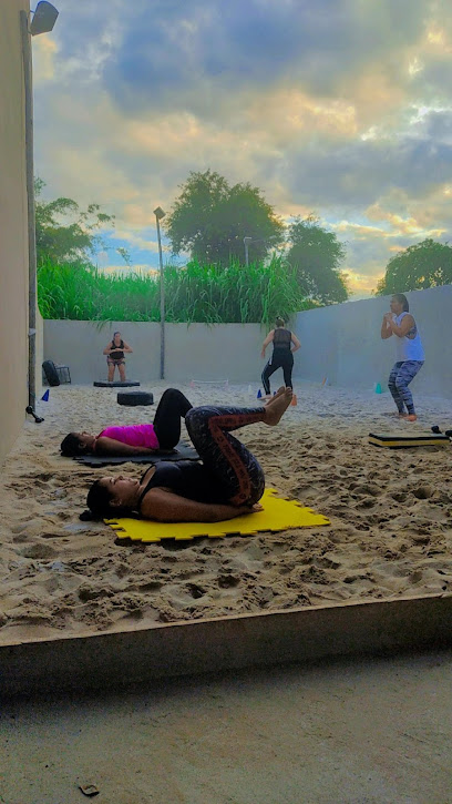 Academia RB Funcional - Treino Funcional na Areia