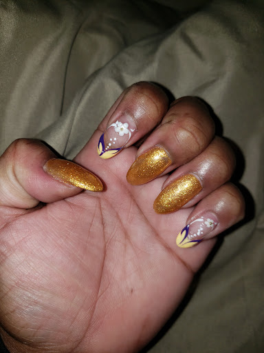First Class Nails - Visual