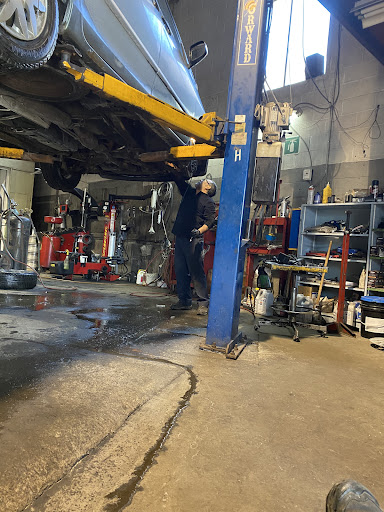 Garage Byron - Visual