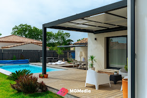 Photo n°9 de SPECIAL HABITAT - MENUISIER CONSEIL à Saint-Brès (Magasin de stores et de rideaux)