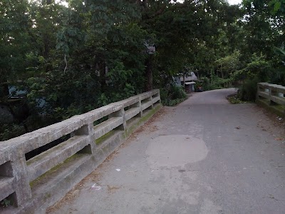 Photos of Moulovi Bazar Bus Stop