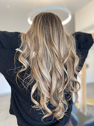 Photo n°5 de LA VILLA maison de beauté /HeadSpa à Montmeyran (Salon de manucure)